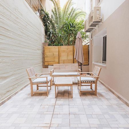 Appartamento Beautiful Underground Nest With Prv Terrace Atene Esterno foto